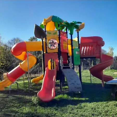 Camping Le Fleuri Aux 4 Saisons